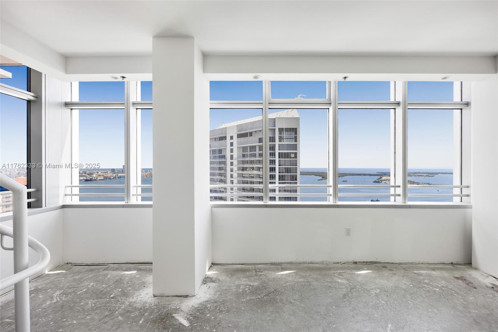 1395 Brickell Ave # 3407