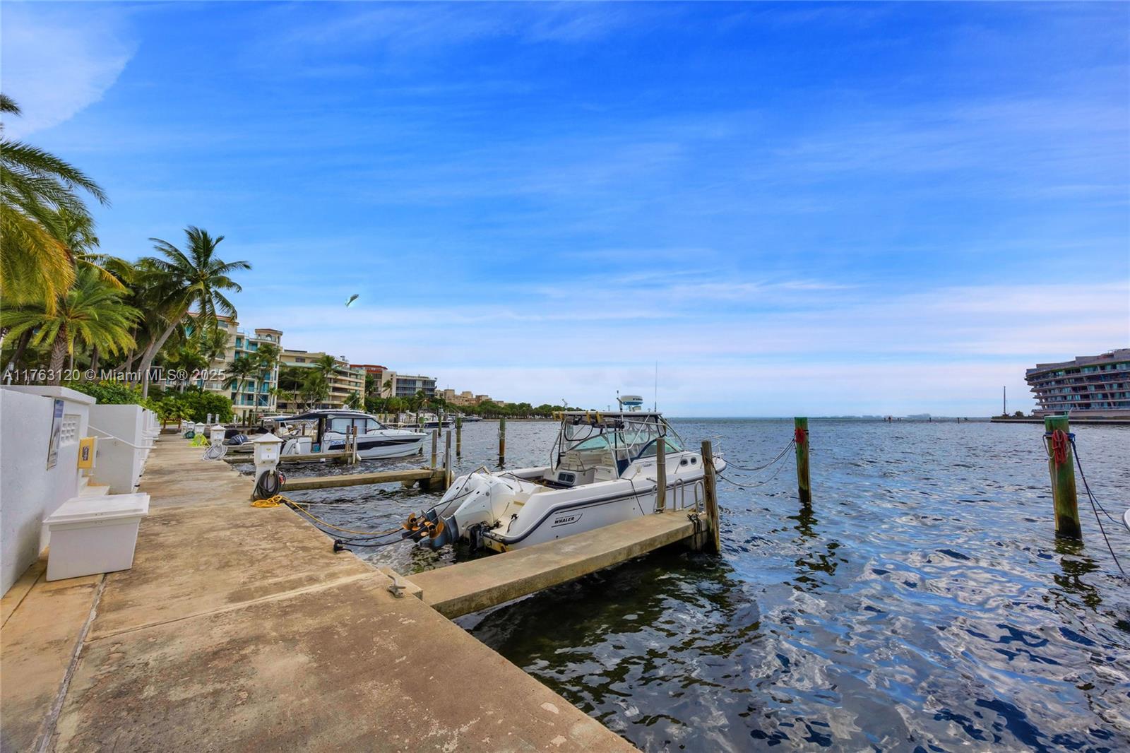 1600 S Bayshore Ln # 7D