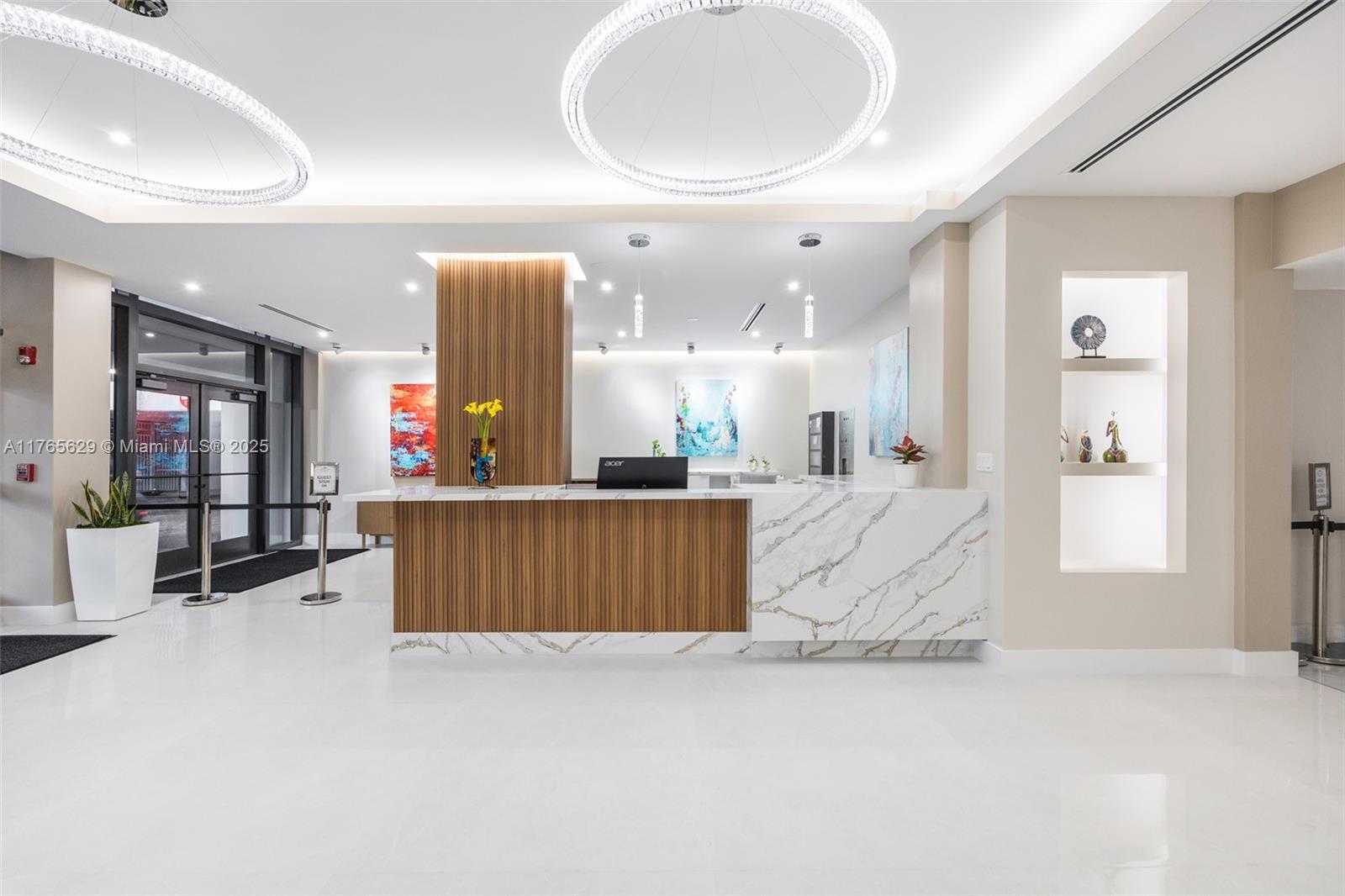 2401 S Ocean Dr # 2402