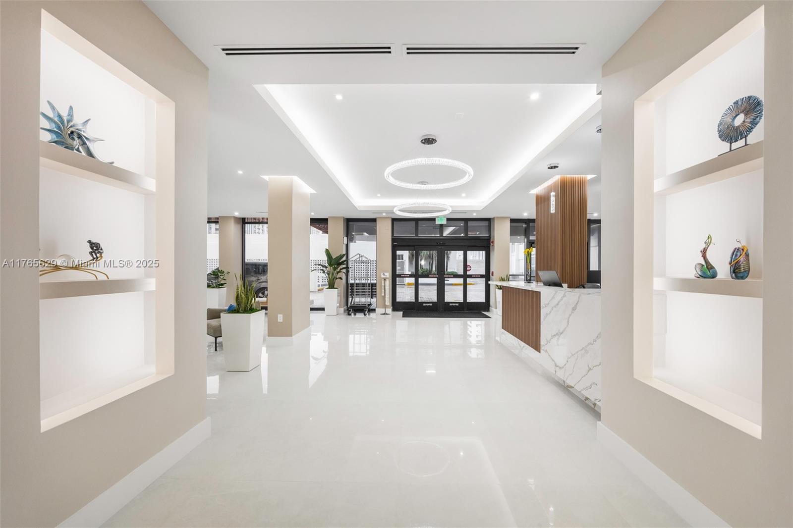 2401 S Ocean Dr # 2402