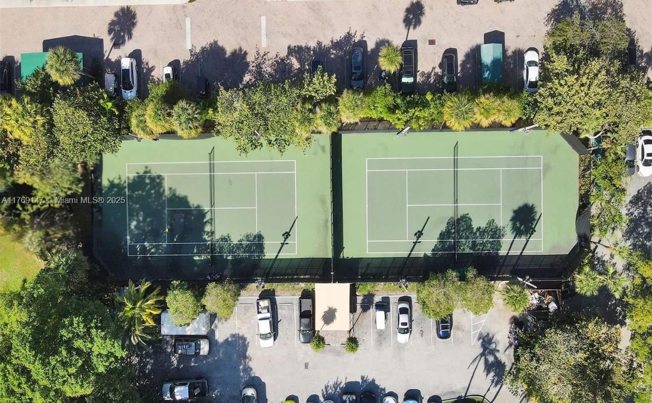 1111 Crandon Blvd # A1105