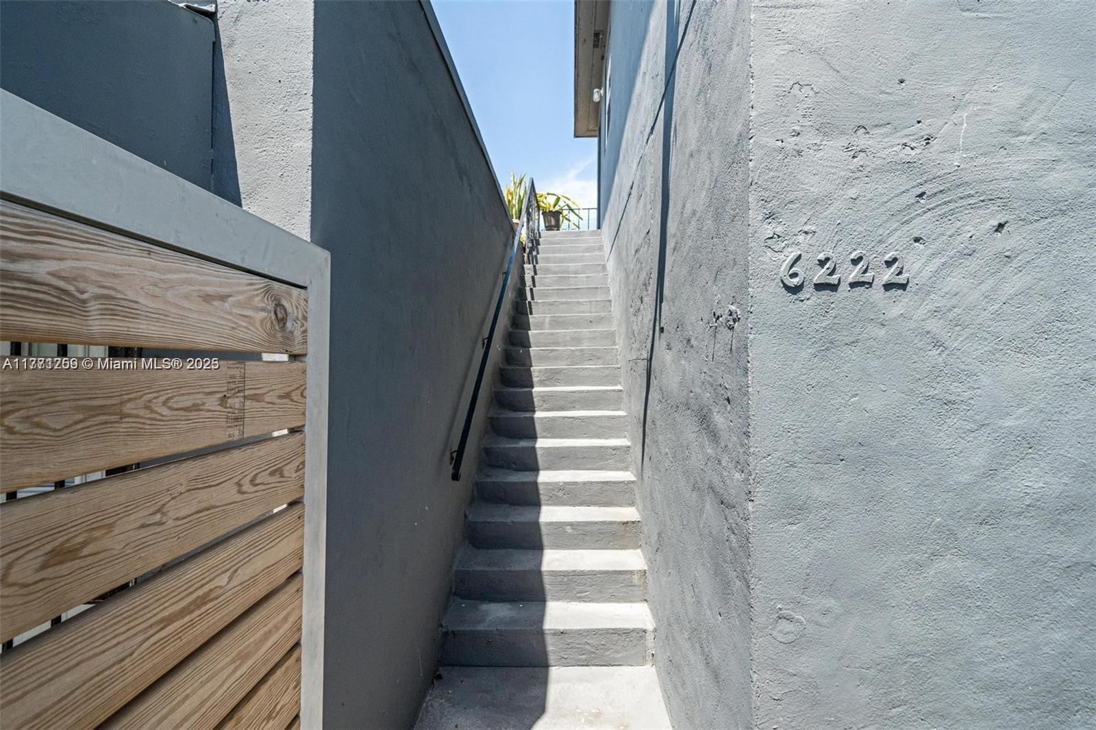 6221 NW Miami Ct Unit: 2