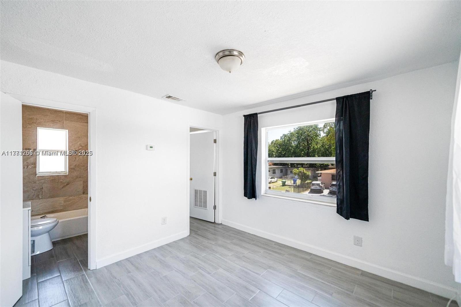 6221 NW Miami Ct Unit: 2