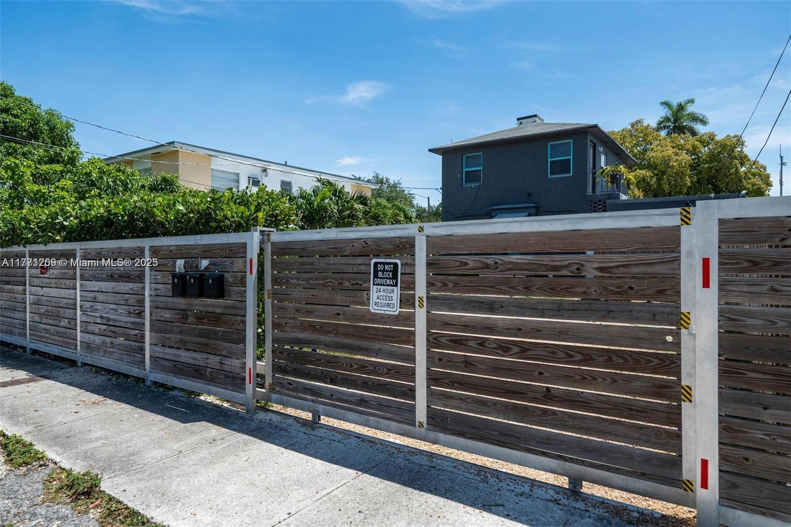 6221 NW Miami Ct Unit: 2