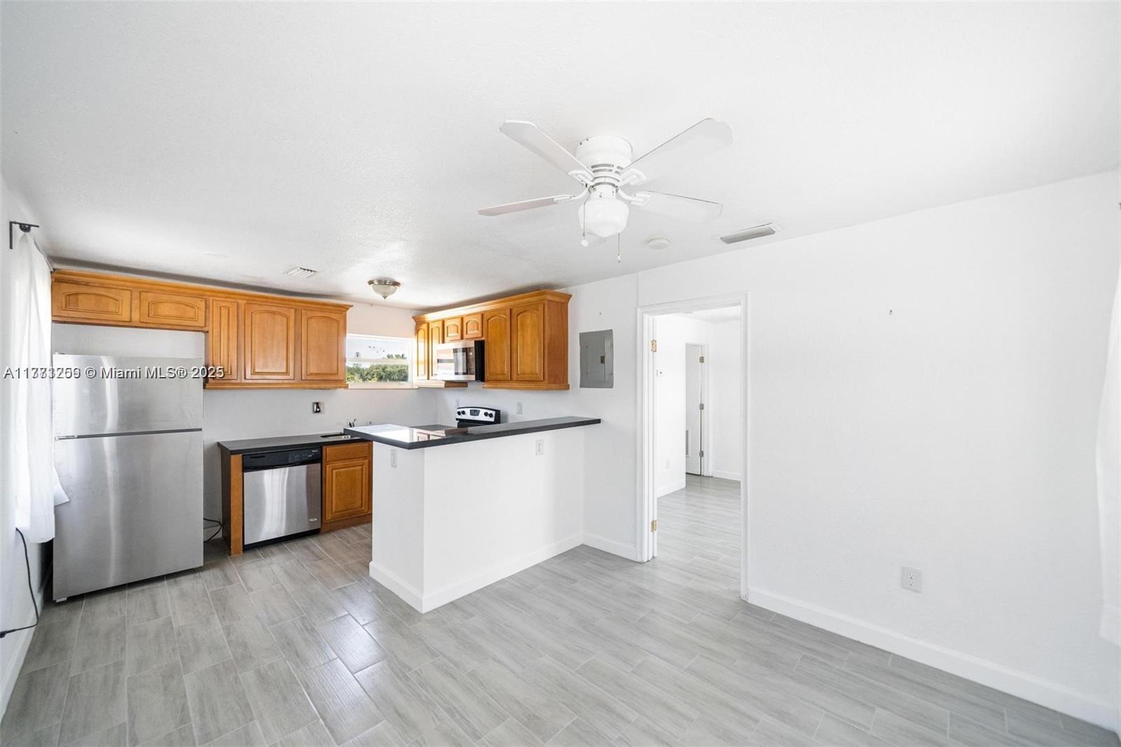 6221 NW Miami Ct Unit: 2