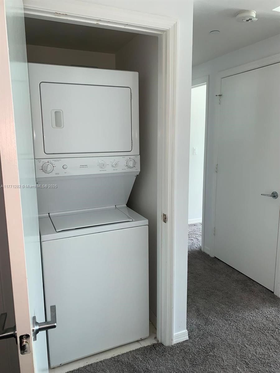 55 SE 6th St # 2404