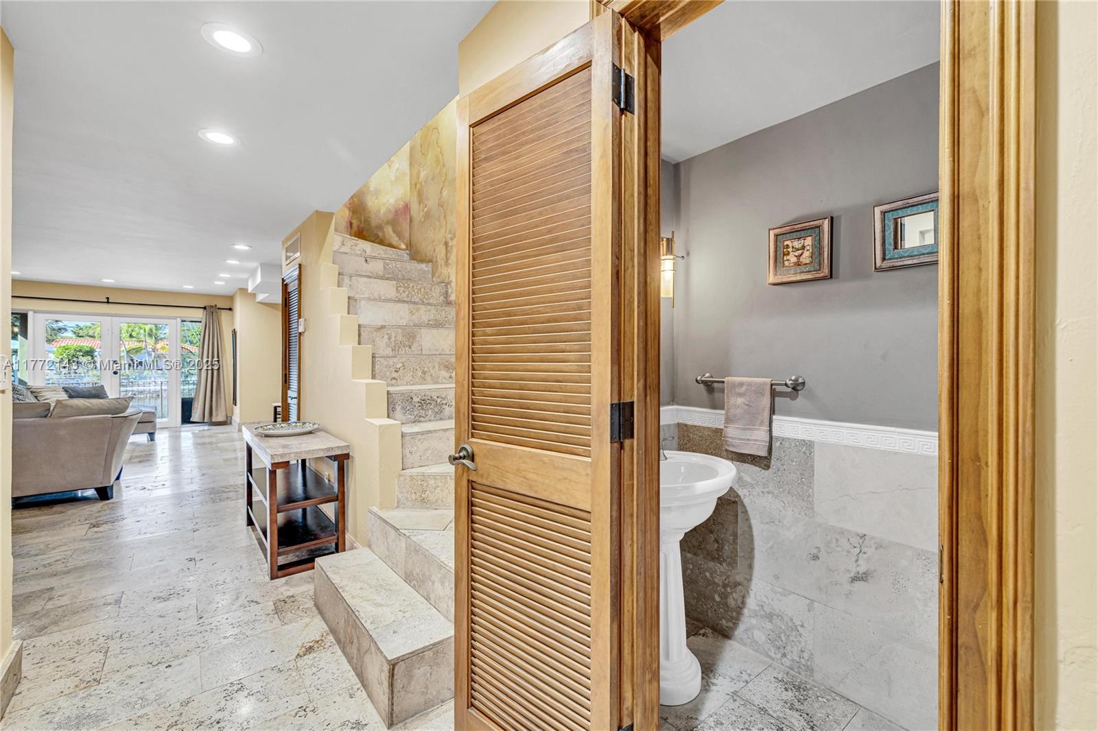 2211 1/2 NE 123rd St # 2211