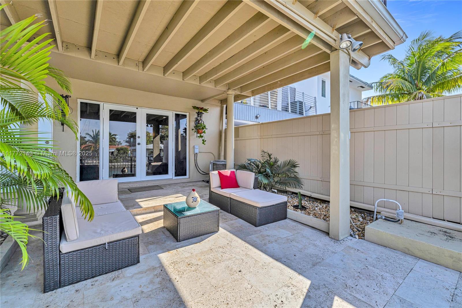 2211 1/2 NE 123rd St # 2211