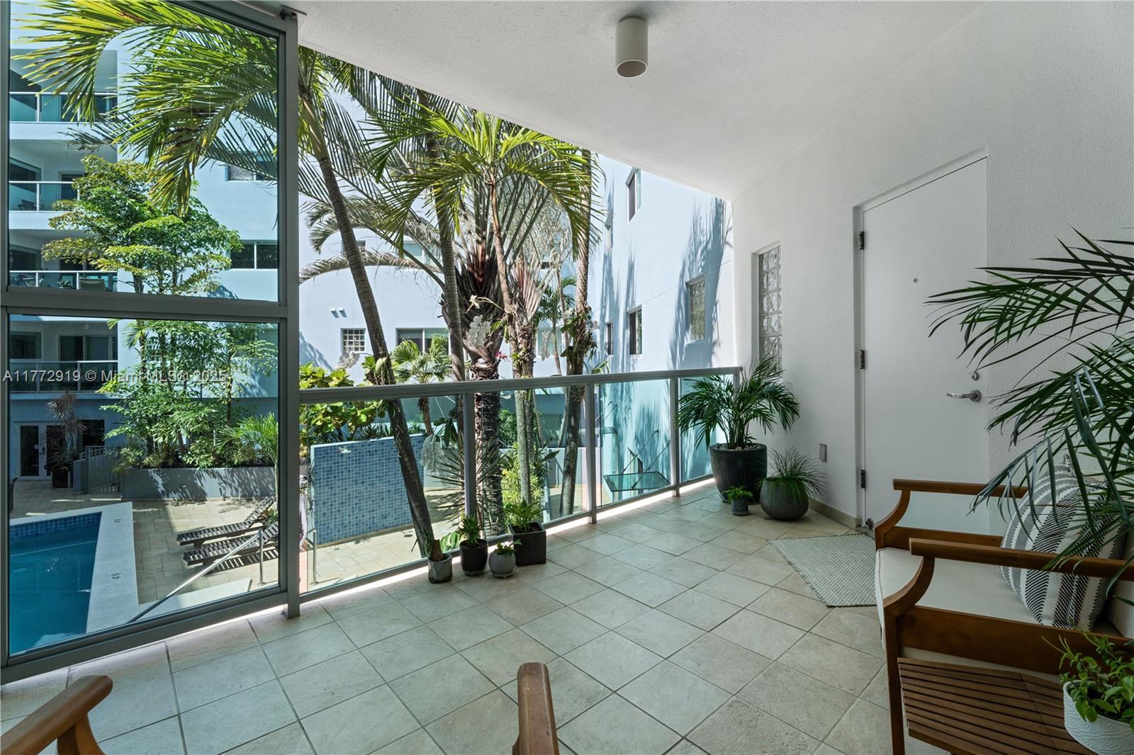 2699 Tigertail Ave # 23