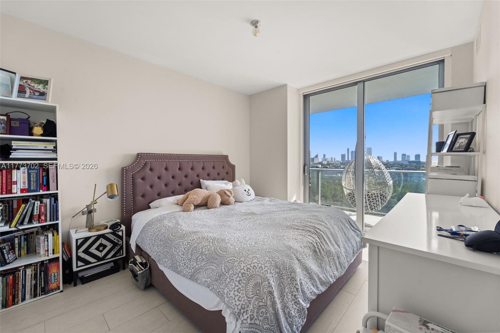 16385 Biscayne Blvd # 1019