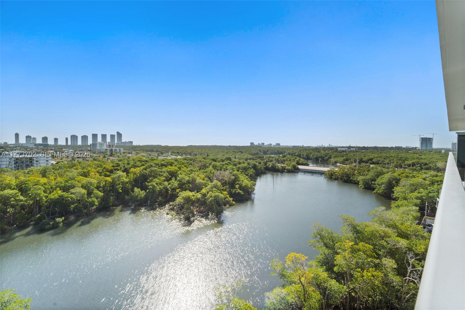 16385 Biscayne Blvd # 1019