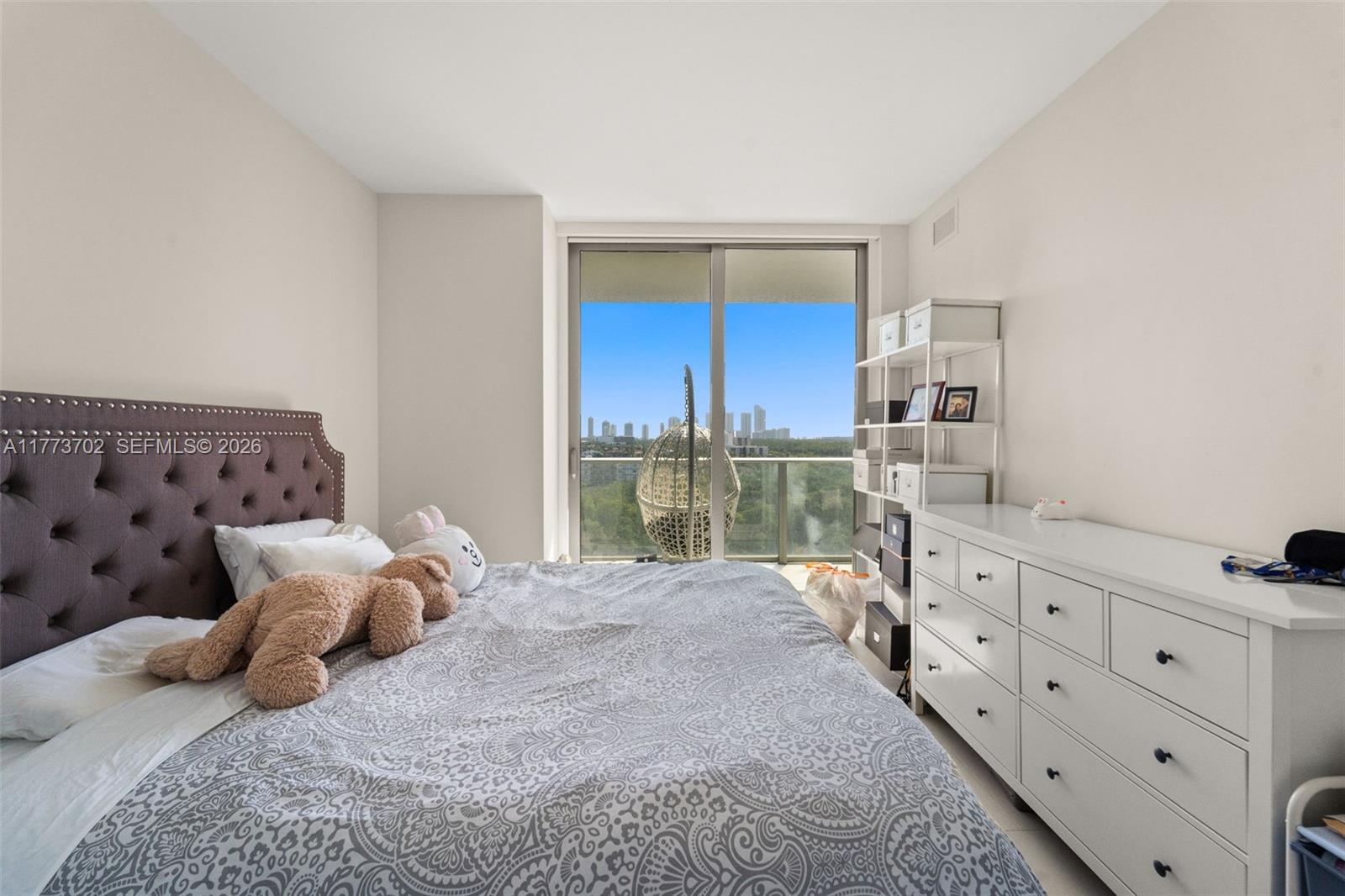 16385 Biscayne Blvd # 1019