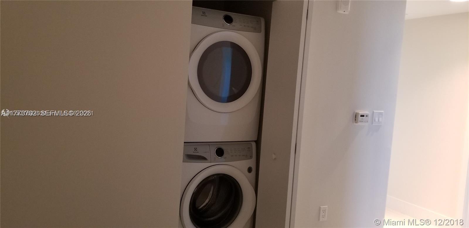 16385 Biscayne Blvd # 1019