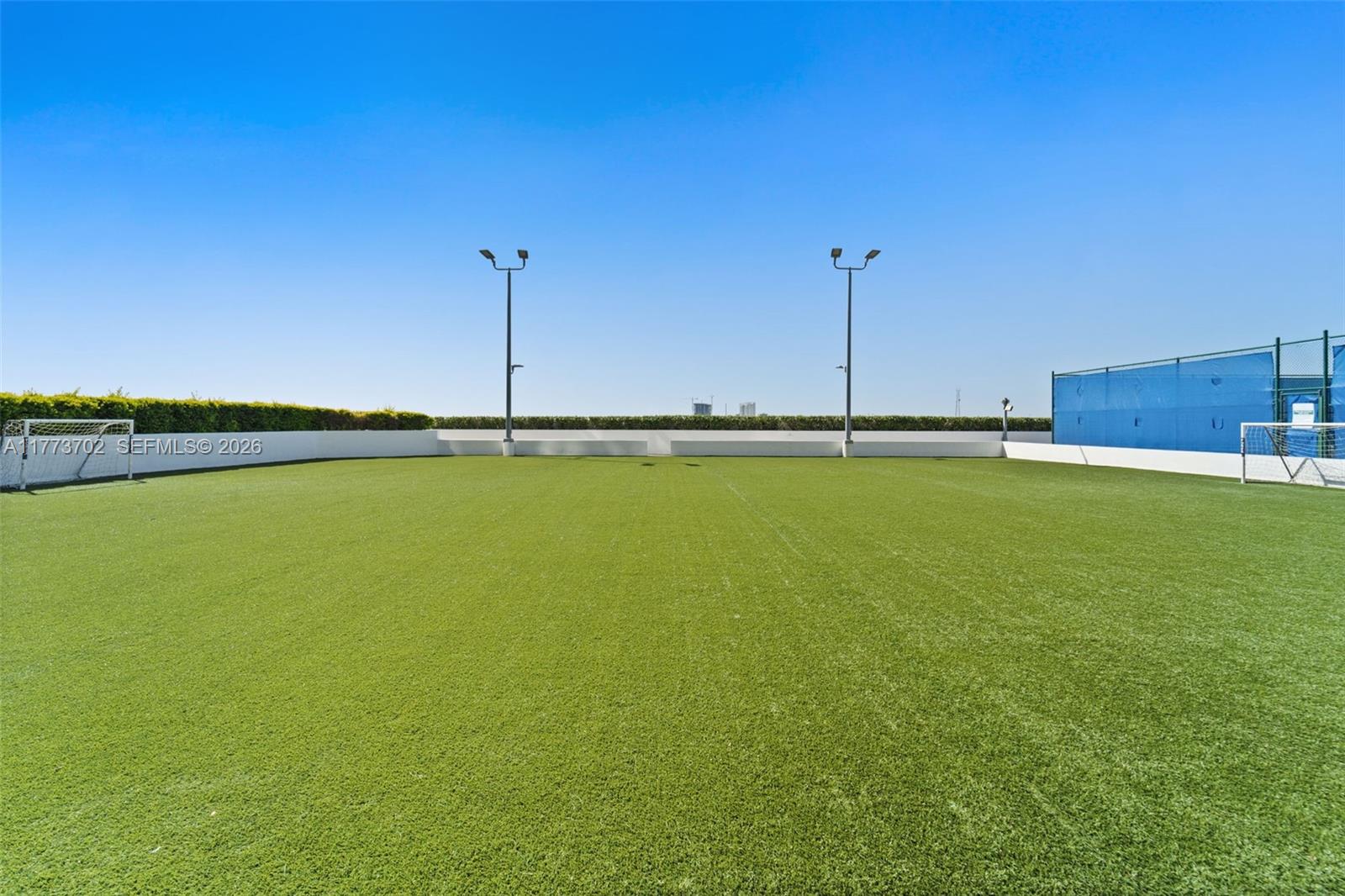 16385 Biscayne Blvd # 1019