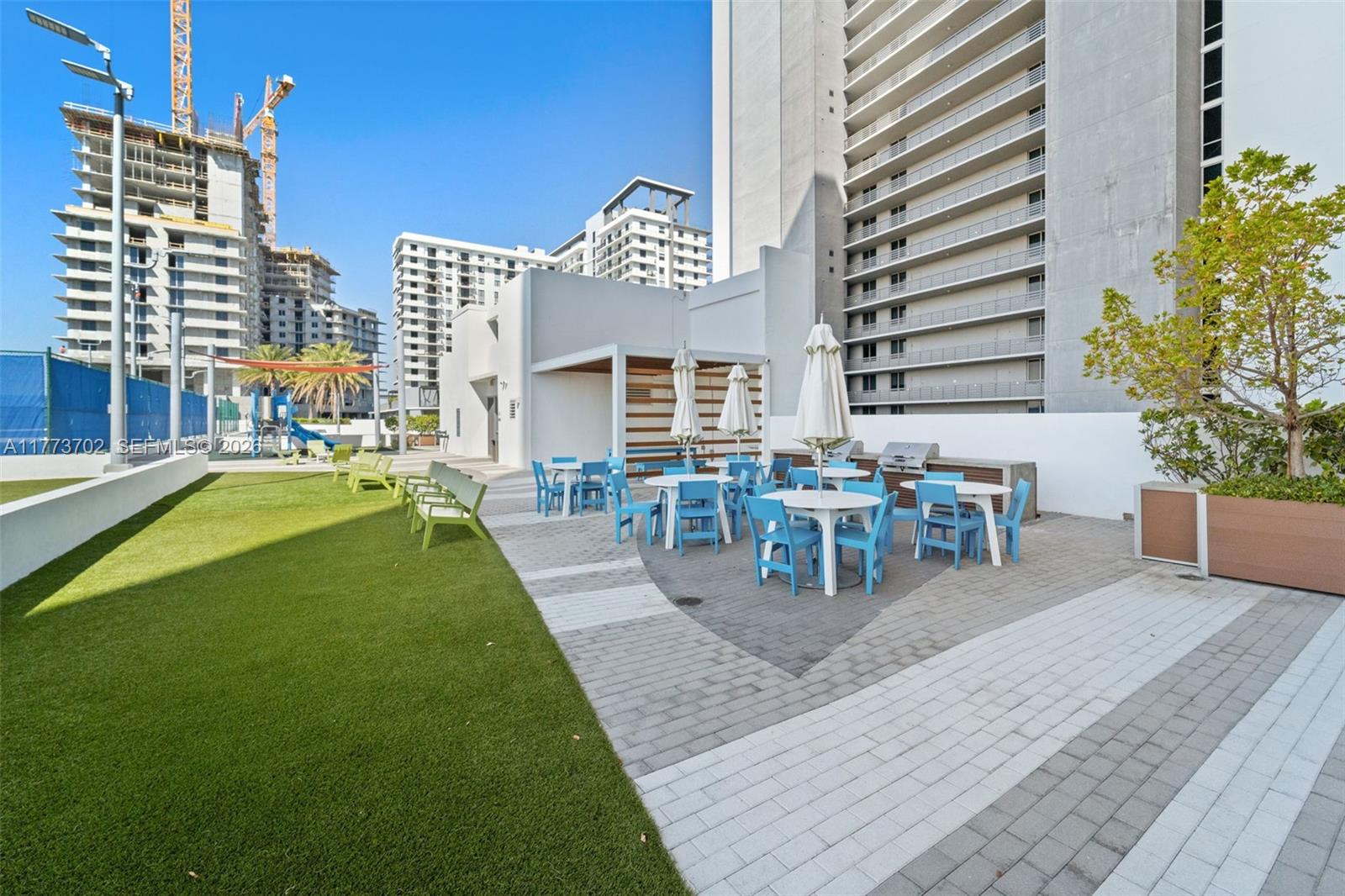 16385 Biscayne Blvd # 1019