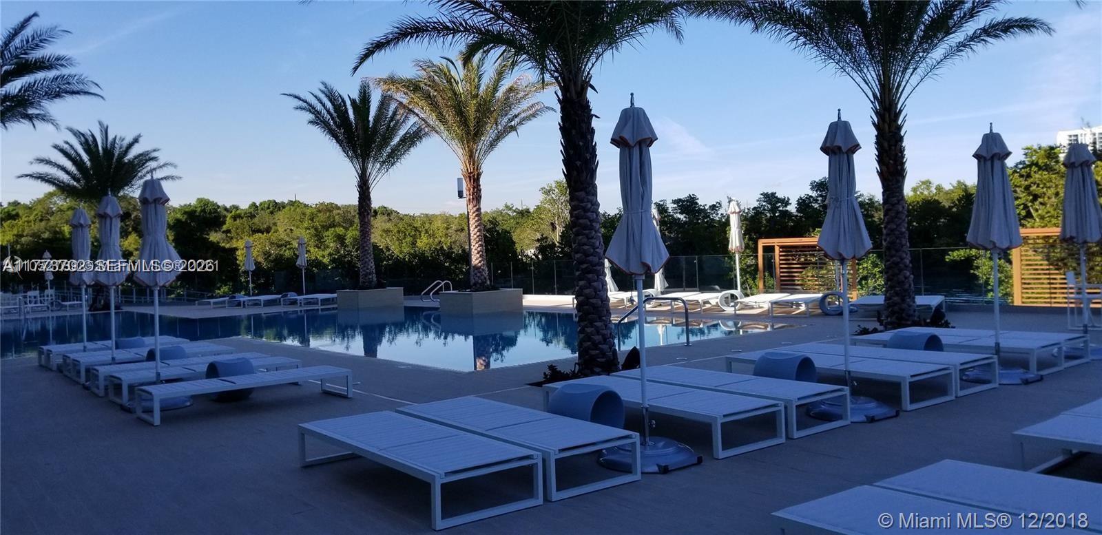 16385 Biscayne Blvd # 1019