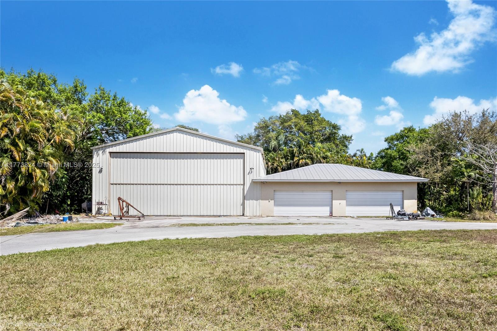 2350 SW 26th Ave