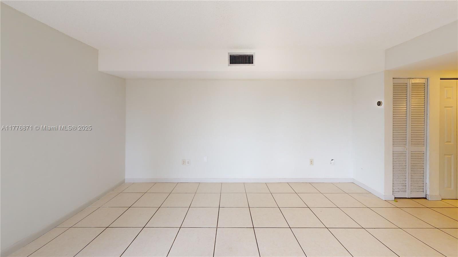 3561 SW 117th Ave # 404 Unit: 7-404