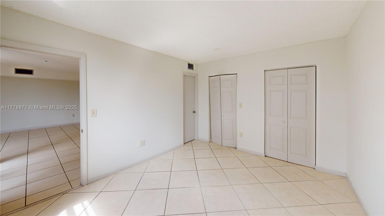 3561 SW 117th Ave # 404 Unit: 7-404