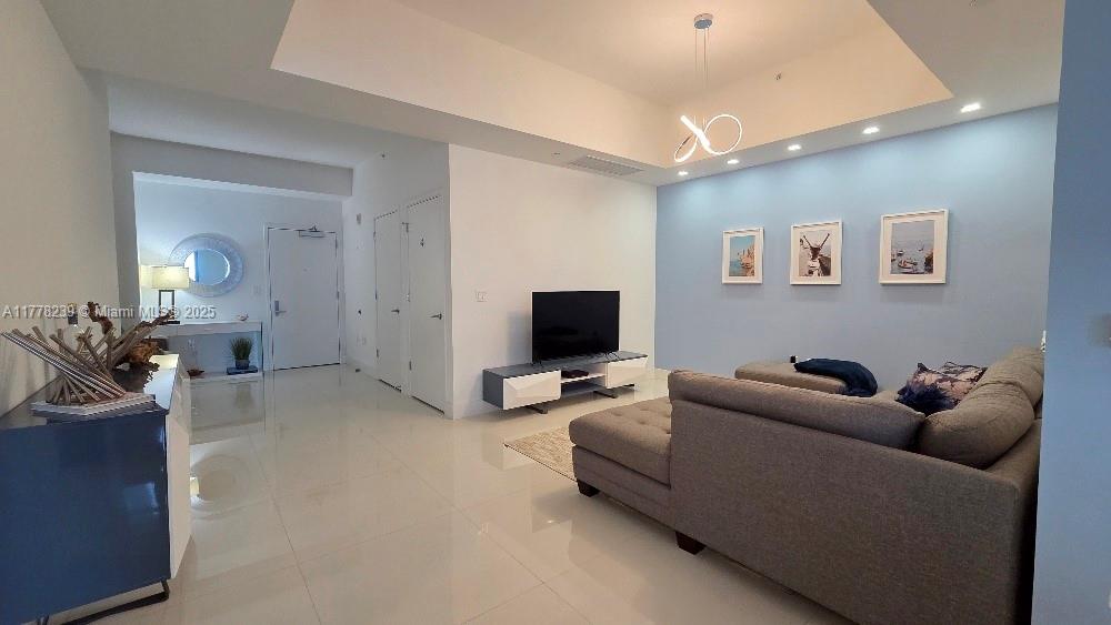 1010 Brickell Ave # 4804