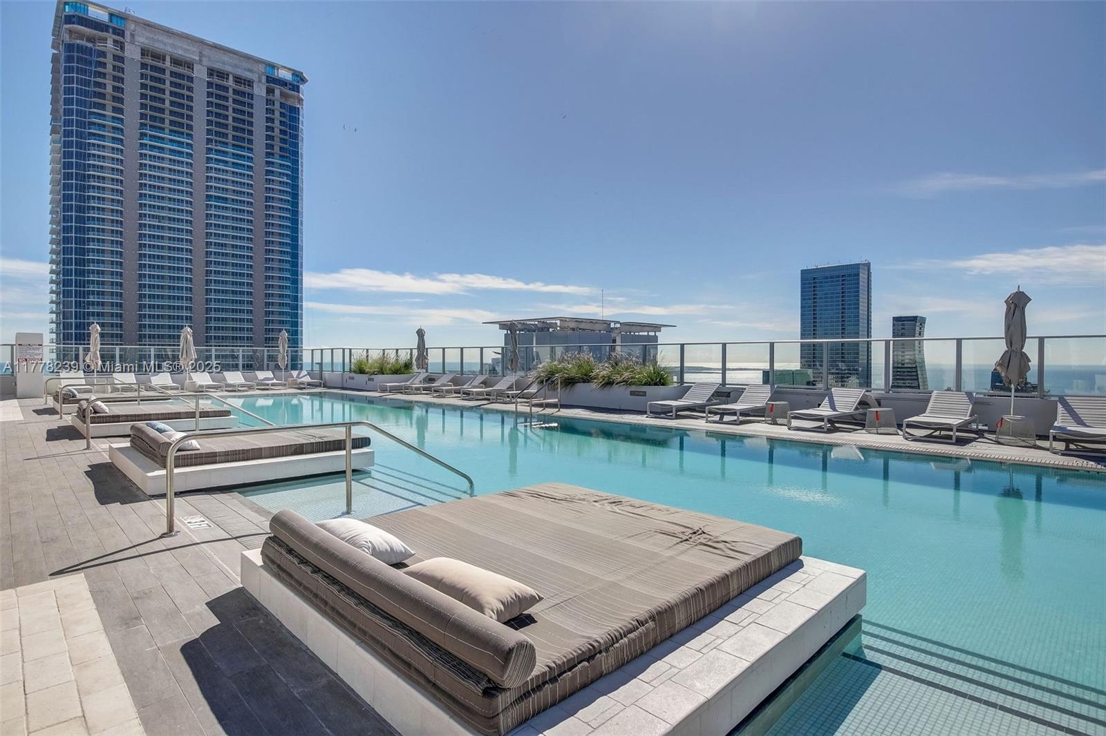 1010 Brickell Ave # 4804