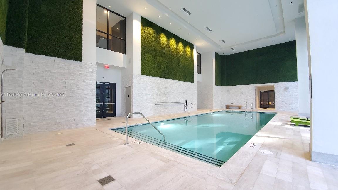 1010 Brickell Ave # 4804