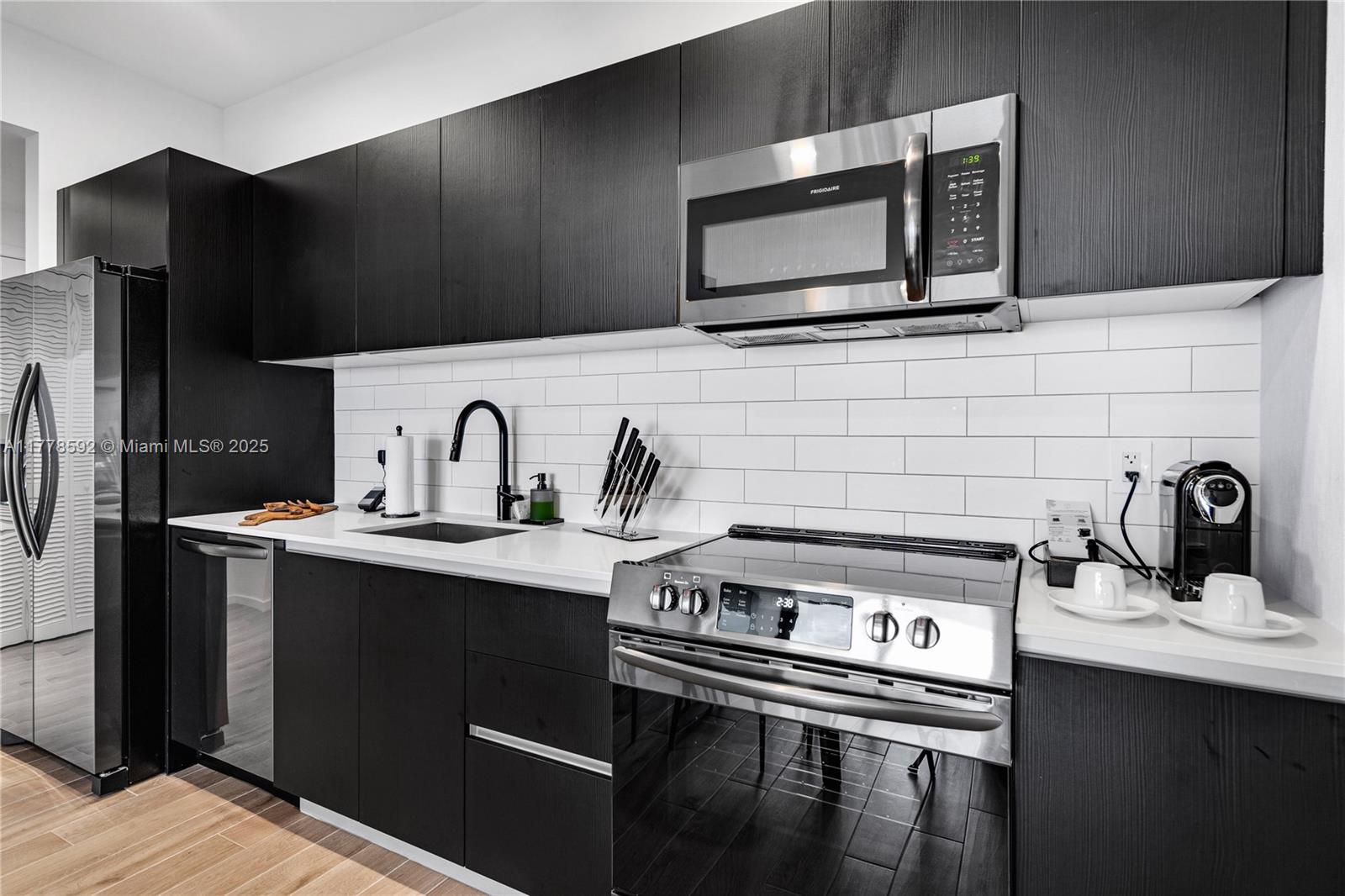 398 NE 5th St # 3419