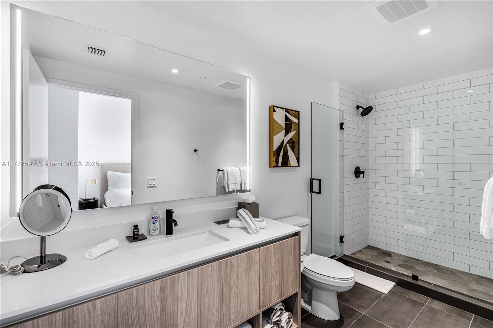 398 NE 5th St # 3419