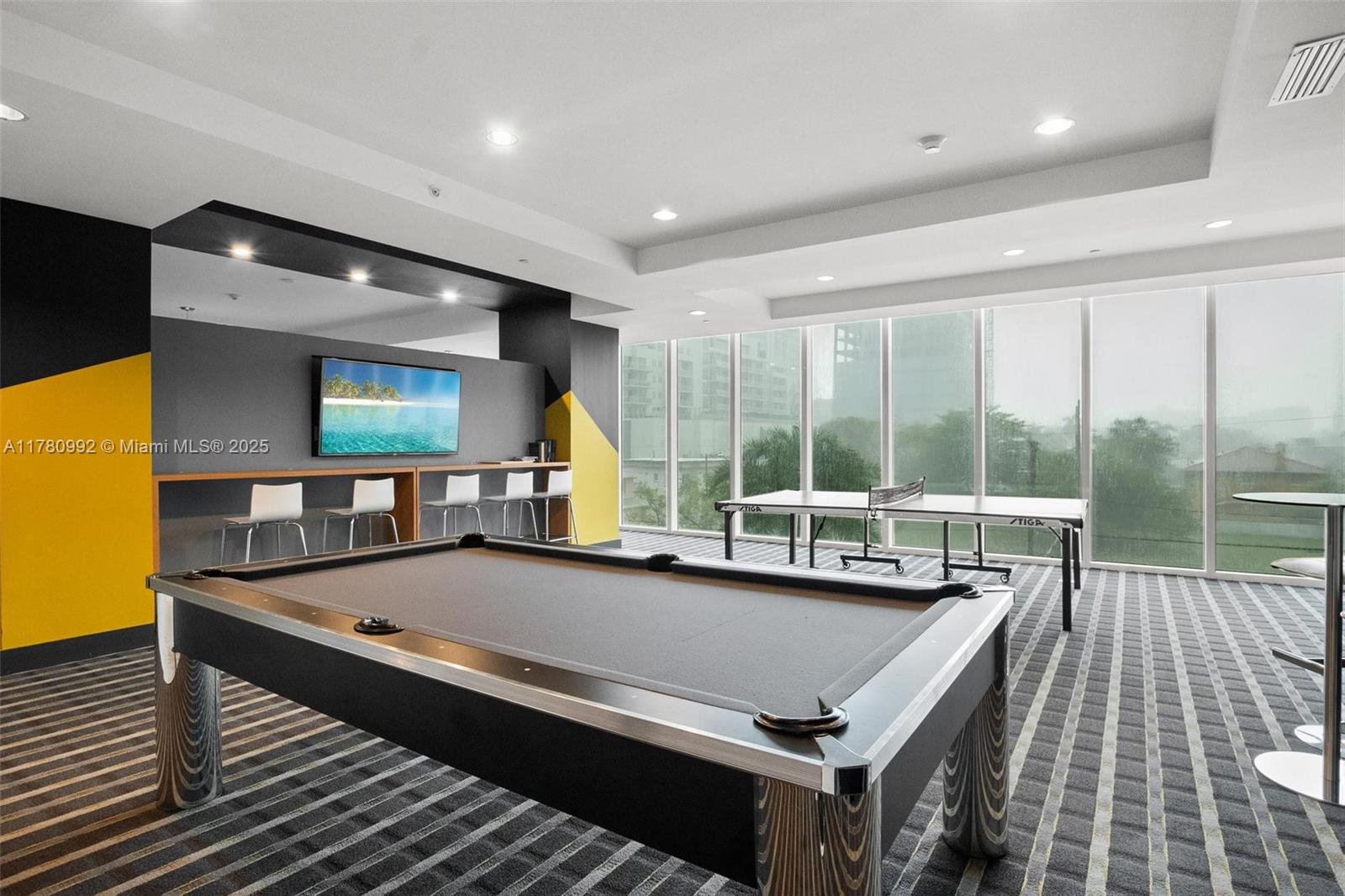 600 NE 27th St # 1005