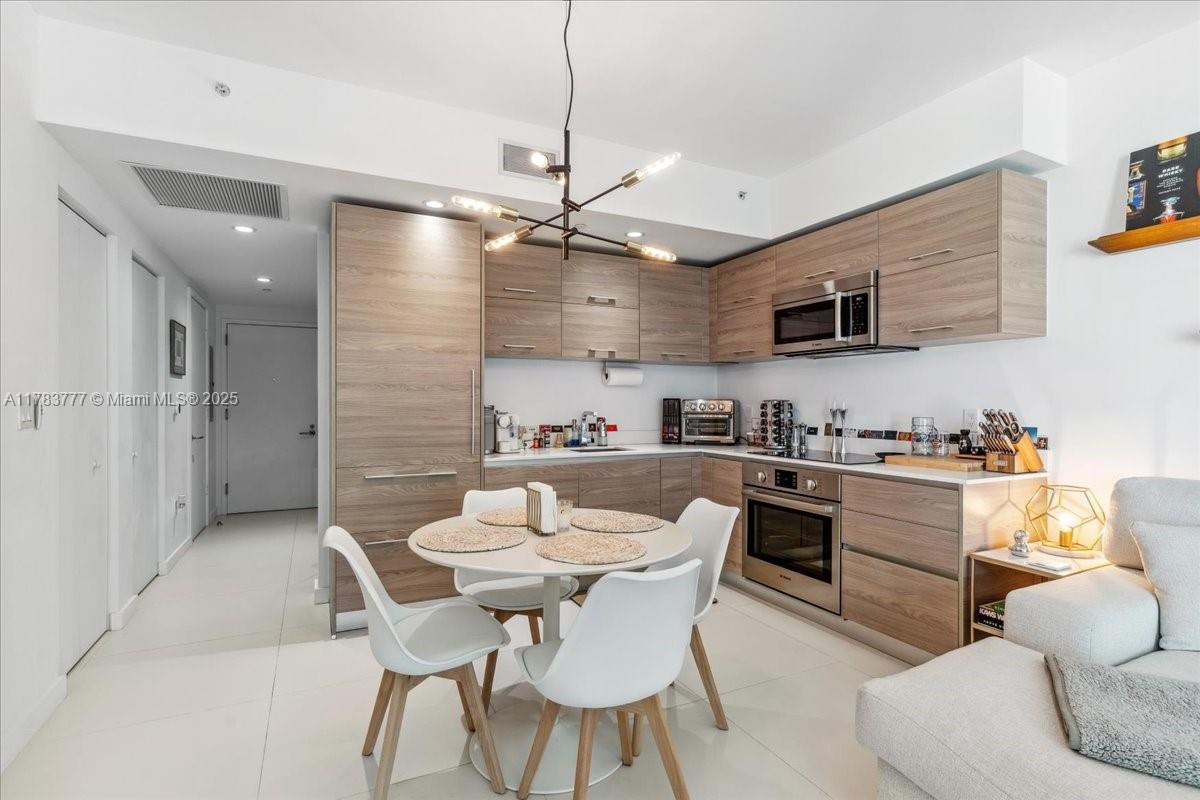 1300 S Miami Ave Unit: 3008