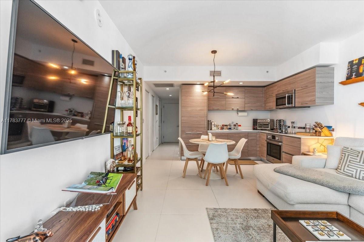 1300 S Miami Ave Unit: 3008