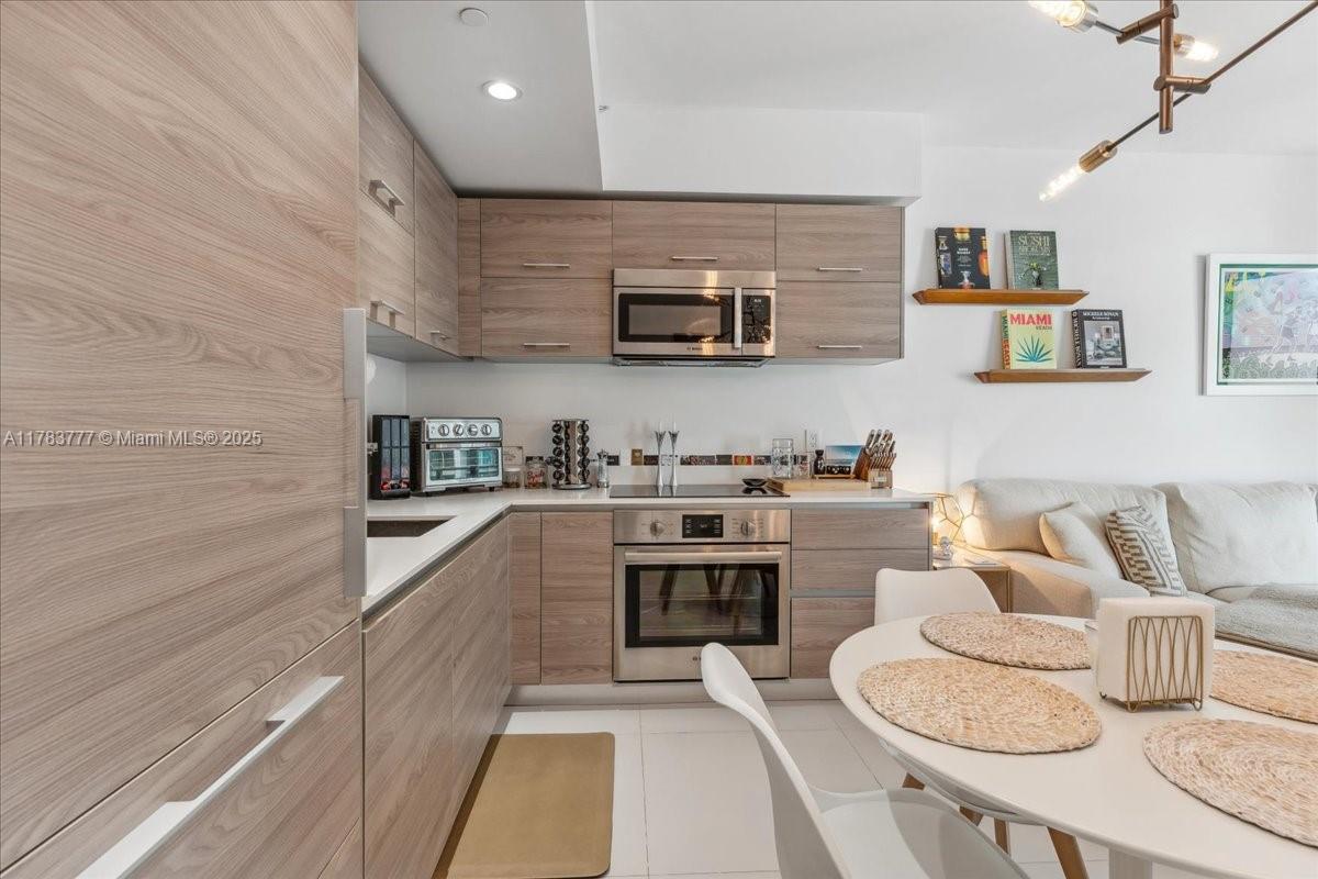 1300 S Miami Ave Unit: 3008