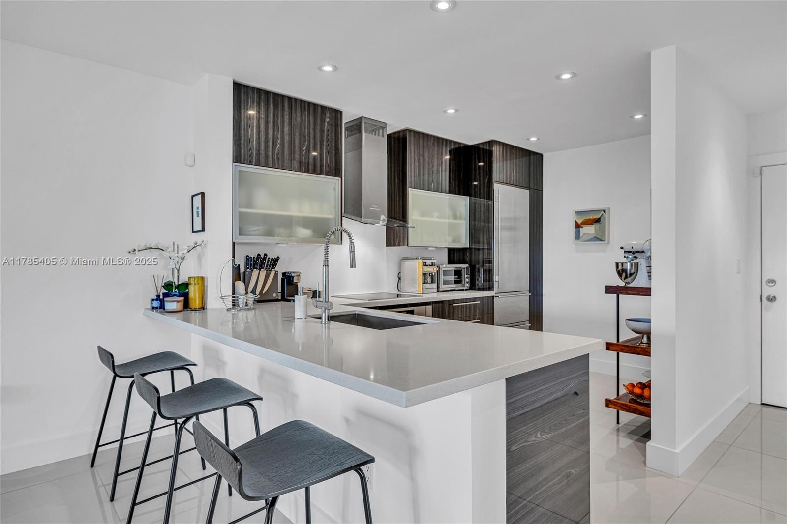 1120 99th St # 302, Bay Harbor Islands Unit: 302