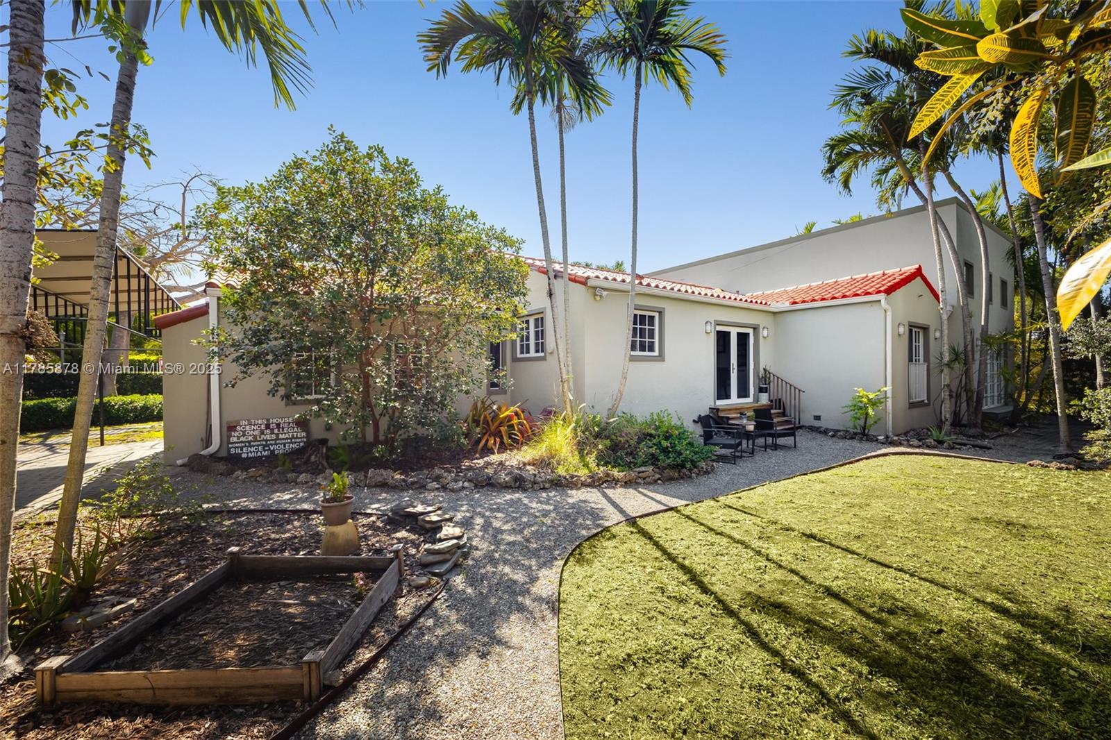 2450 SW 23rd Ave