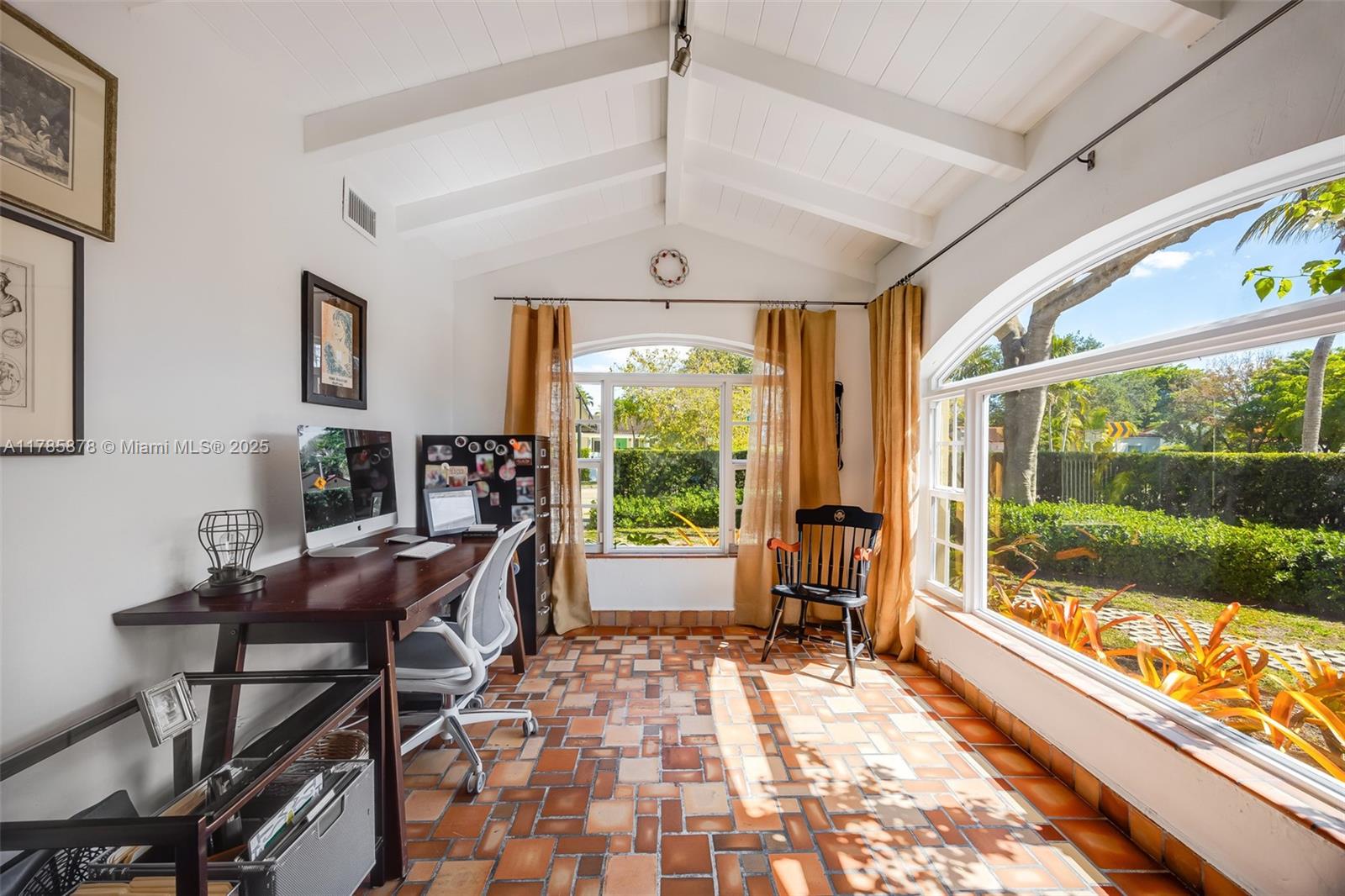 2450 SW 23rd Ave