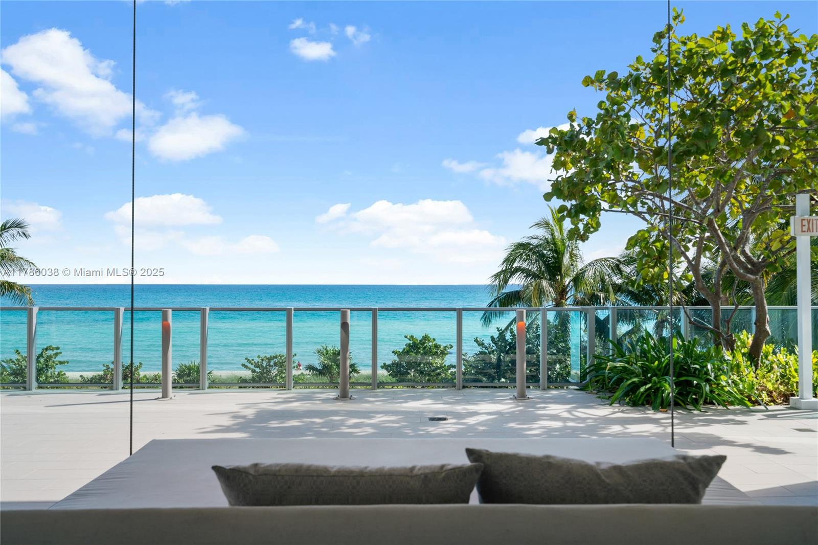 6901 Collins Ave # 401