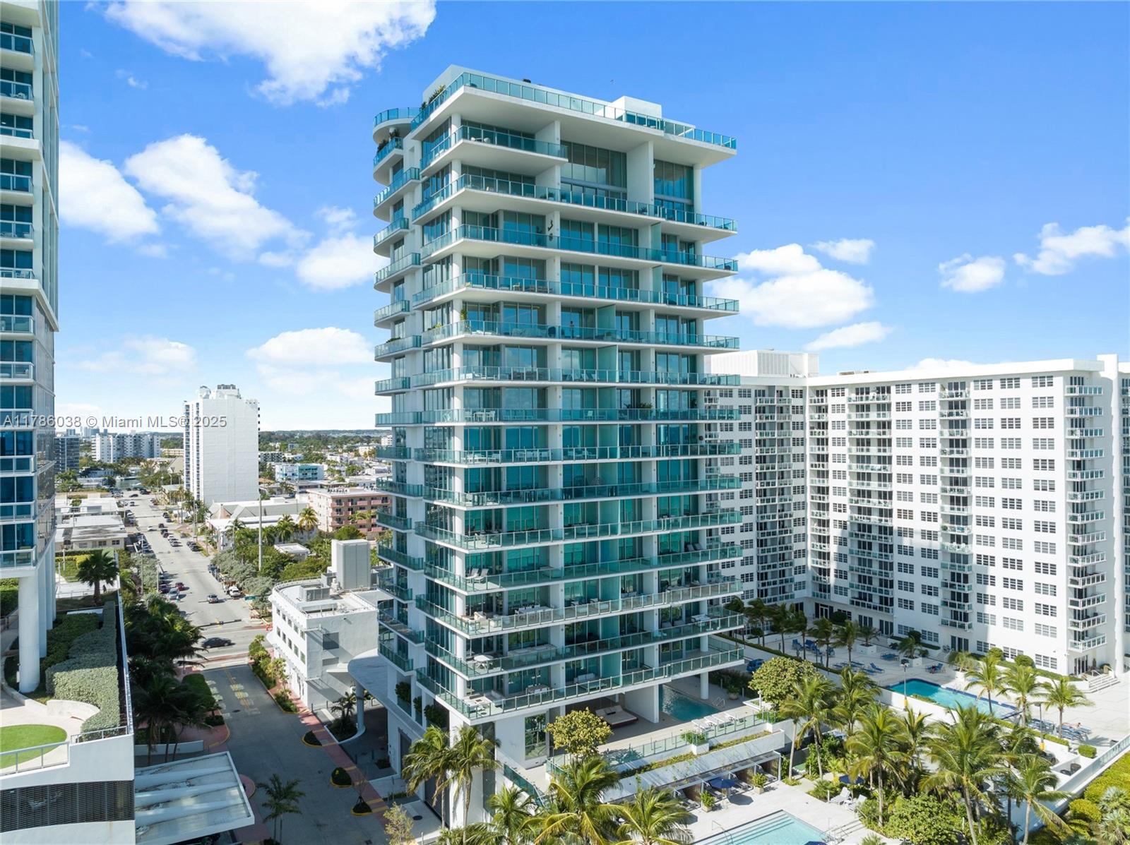 6901 Collins Ave # 401