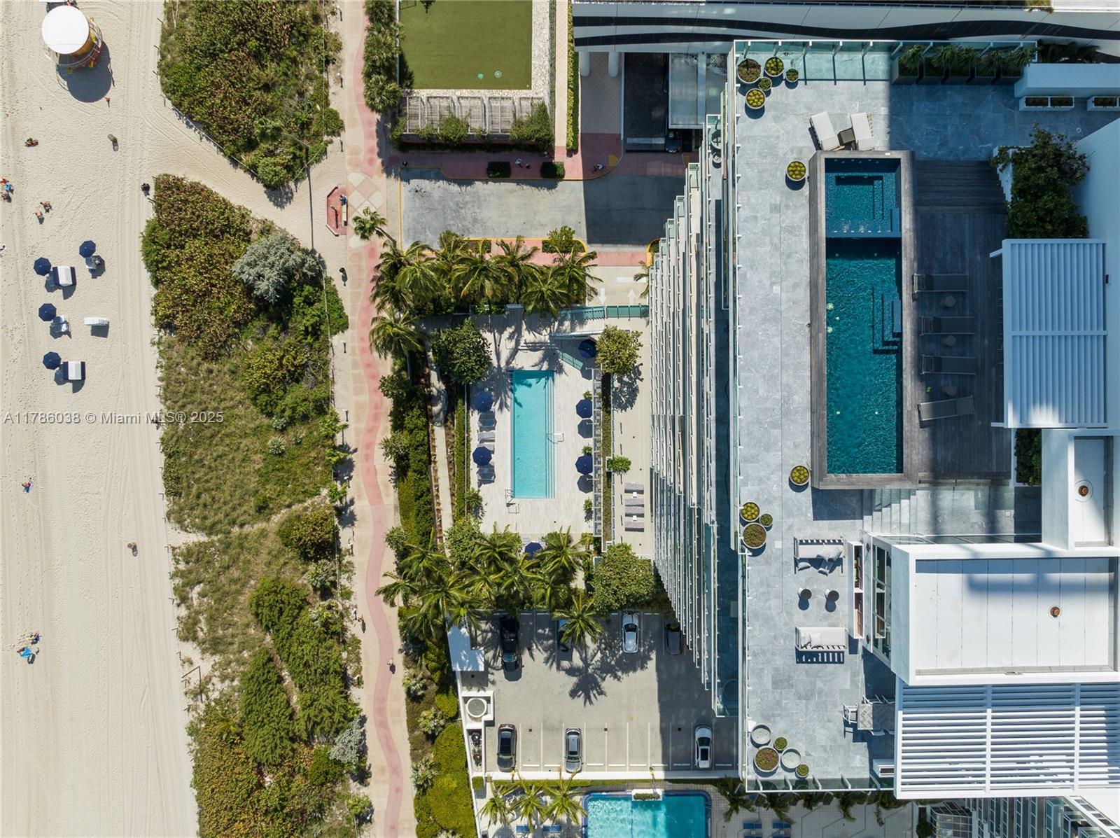 6901 Collins Ave # 401