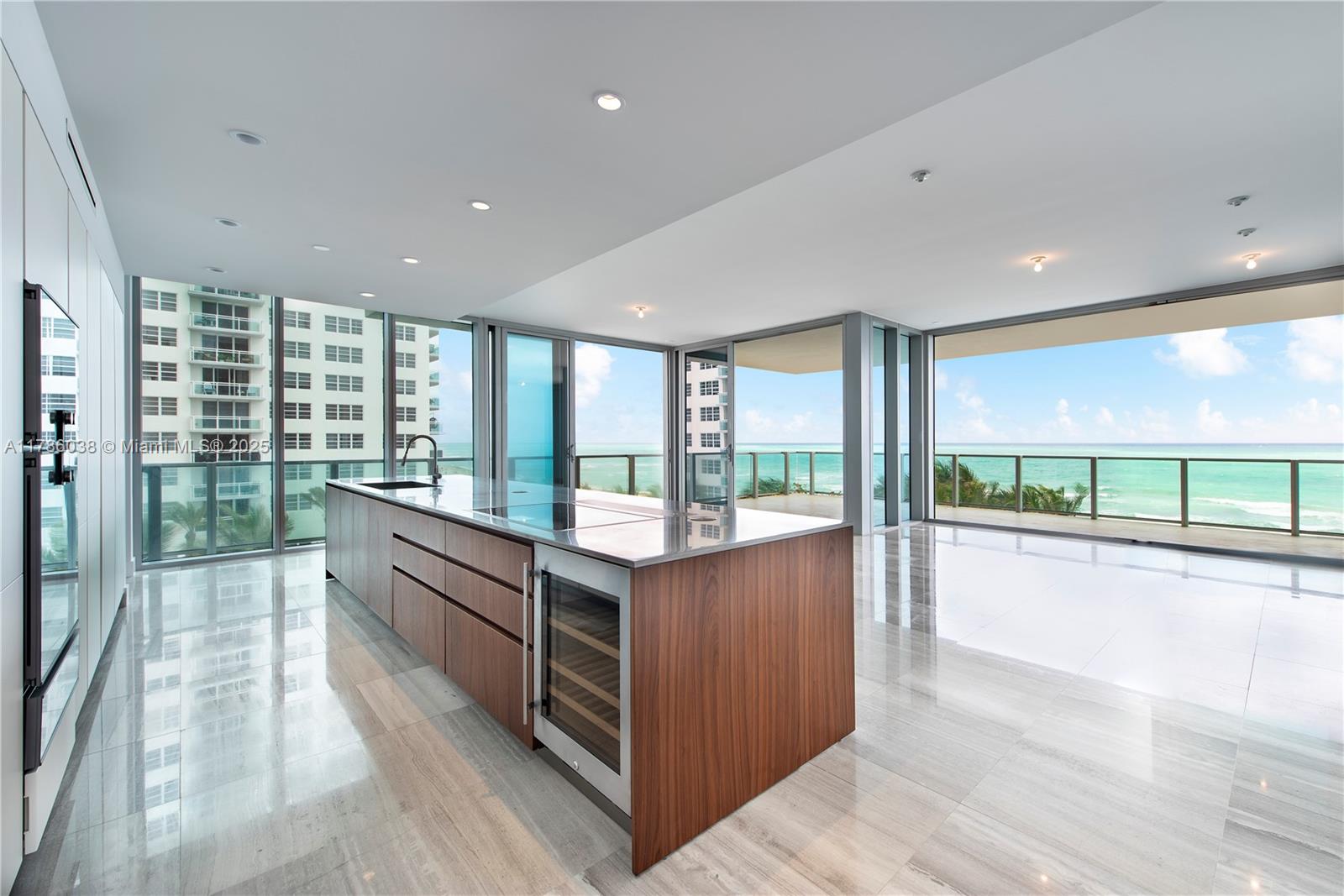 6901 Collins Ave # 401