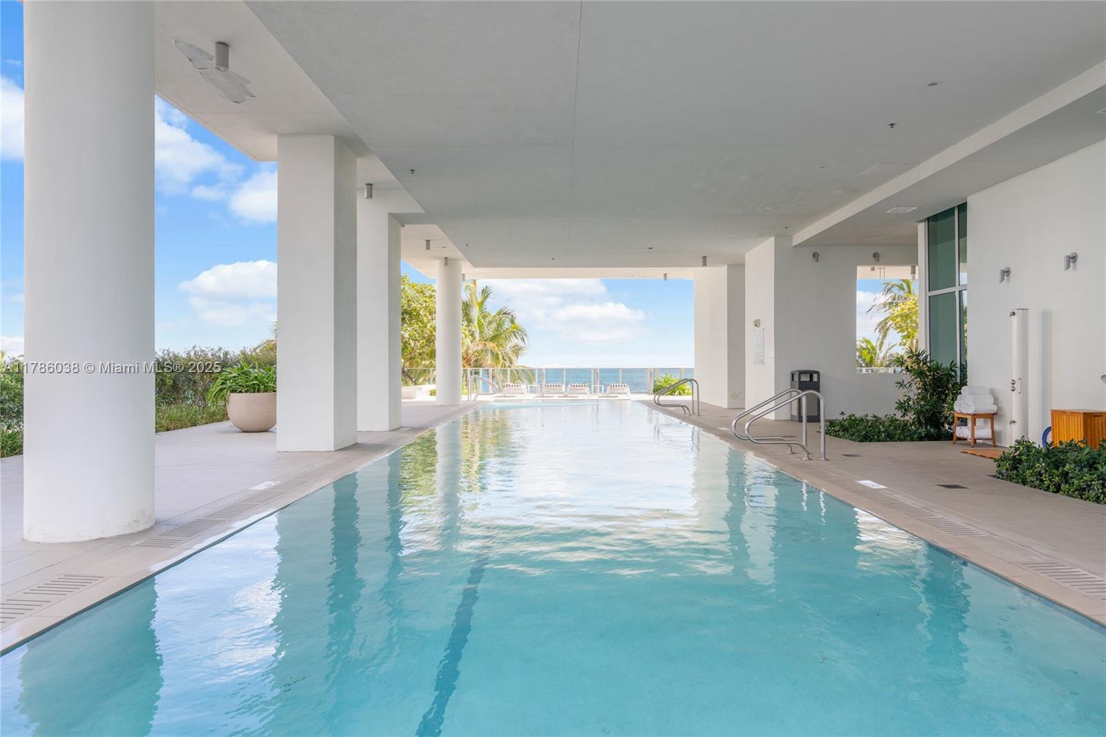 6901 Collins Ave # 401