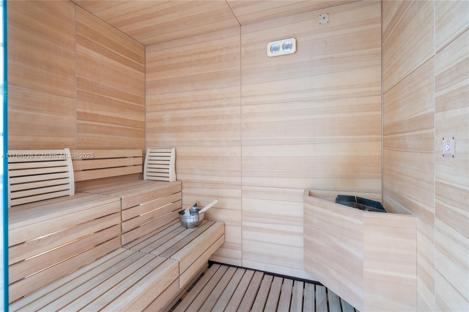 6901 Collins Ave # 401