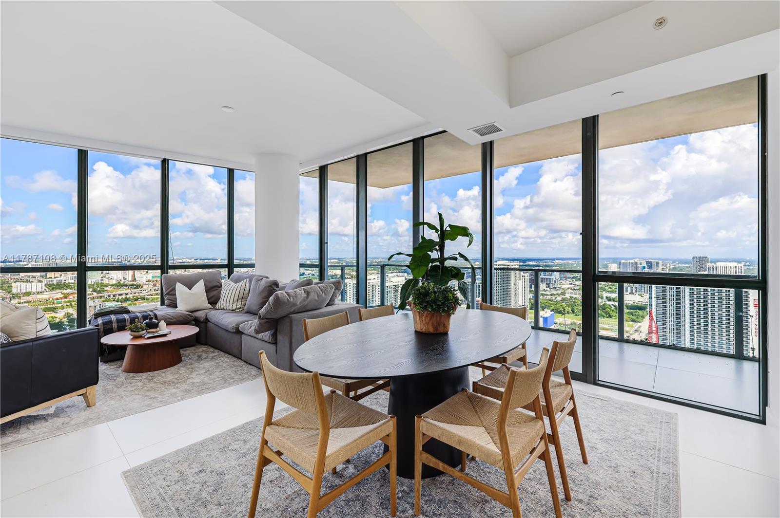 1100 Biscayne Blvd # 4508