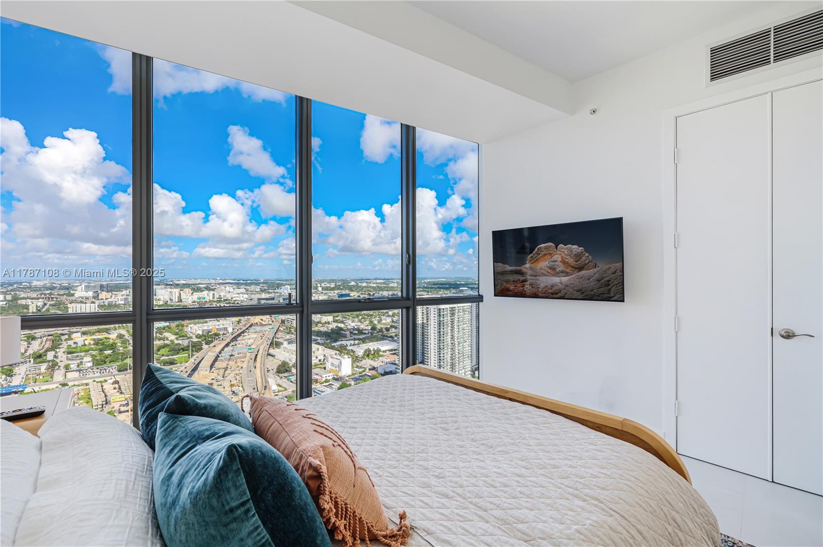1100 Biscayne Blvd # 4508