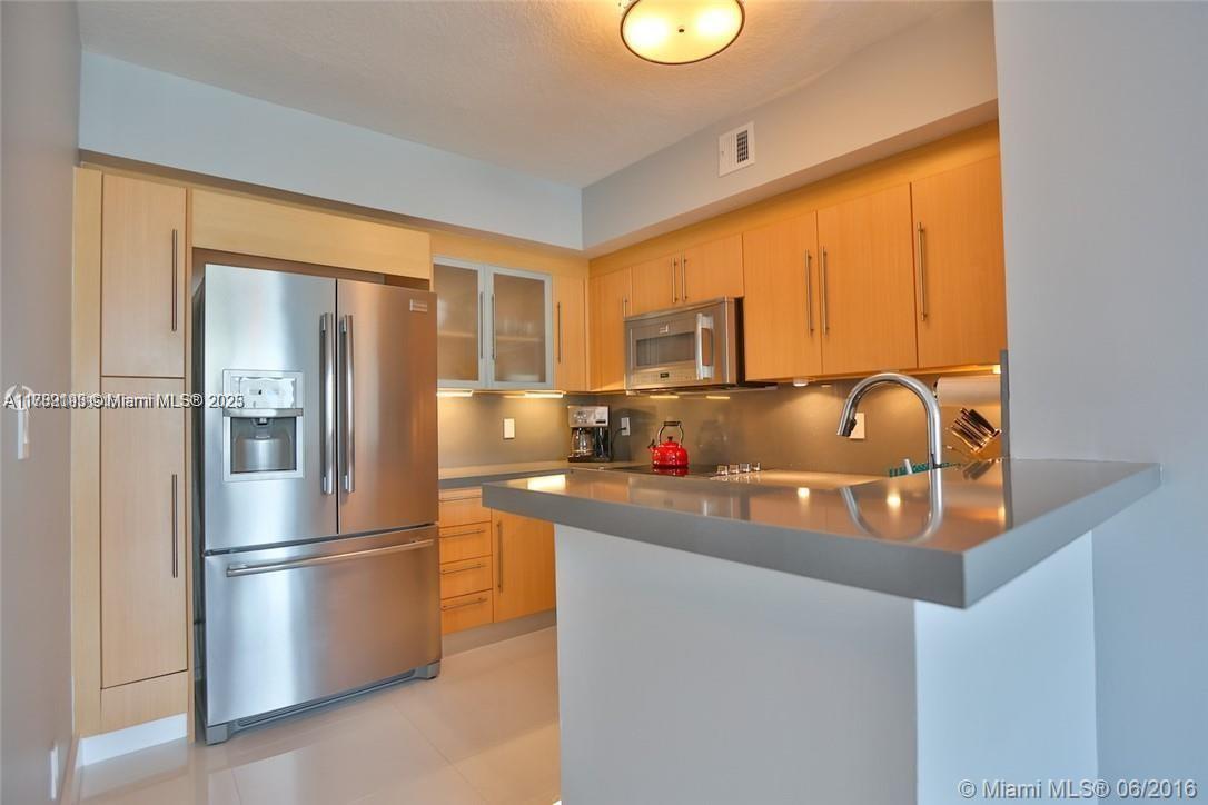 335 S Biscayne Blvd # 3700