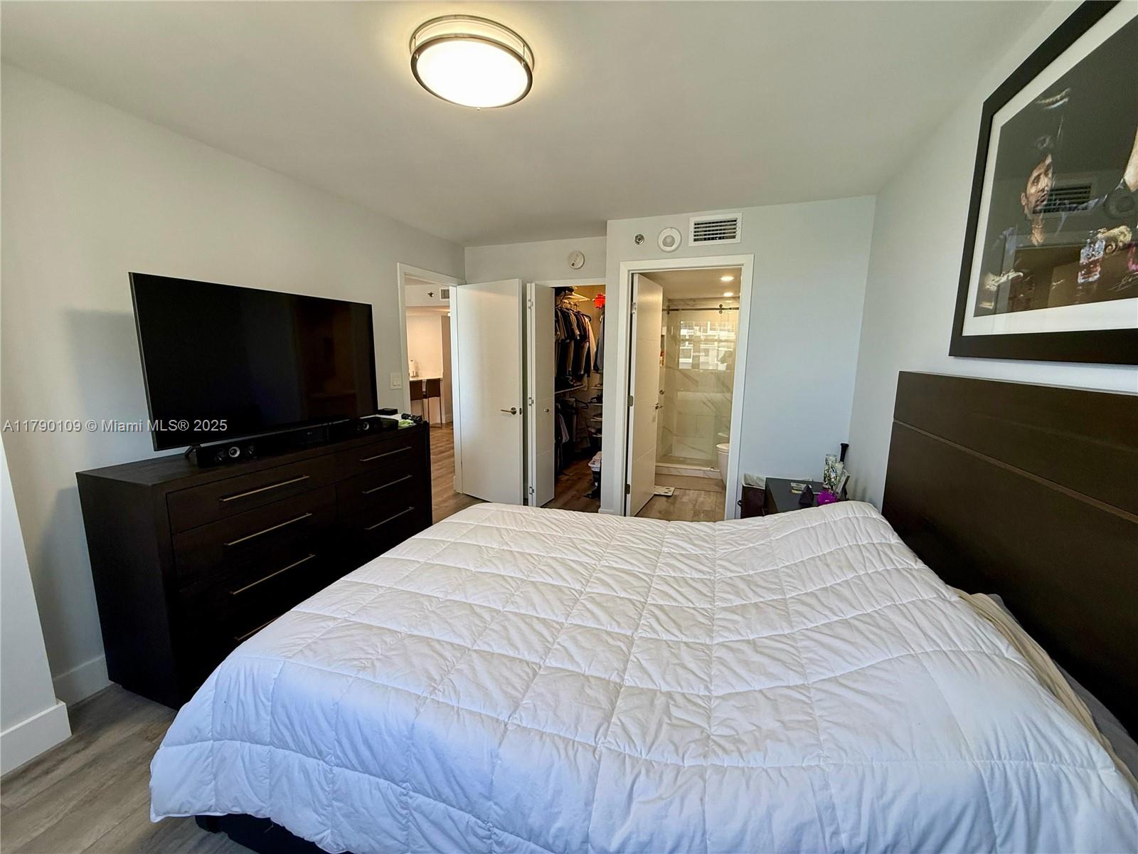 770 Claughton Island Dr # 1413