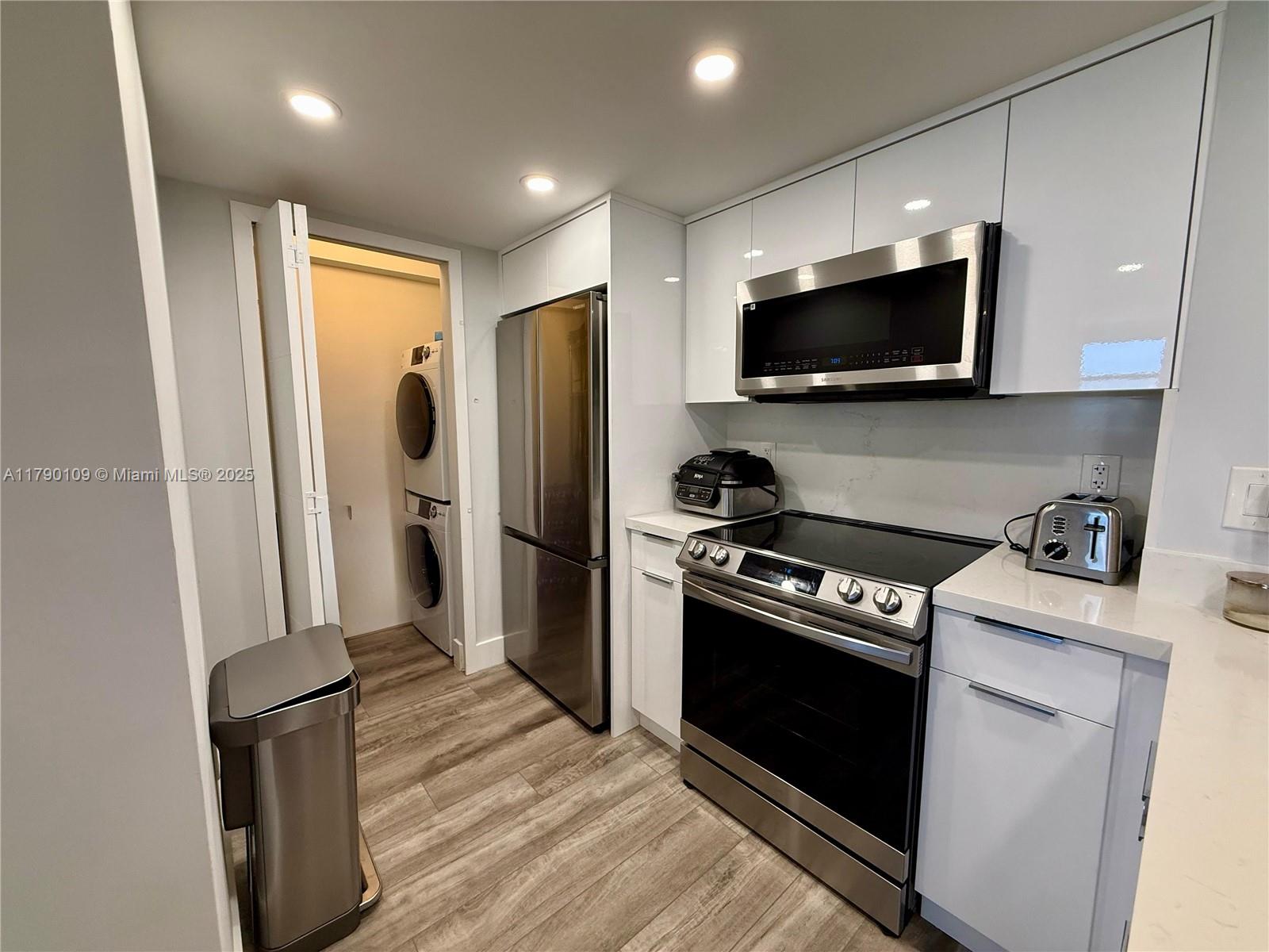 770 Claughton Island Dr # 1413