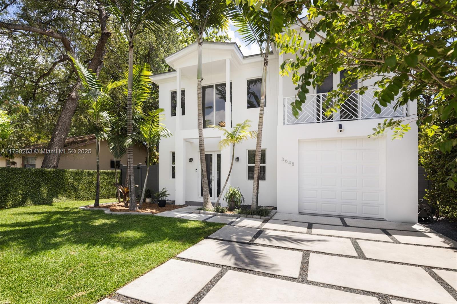 3648 Oak Ave