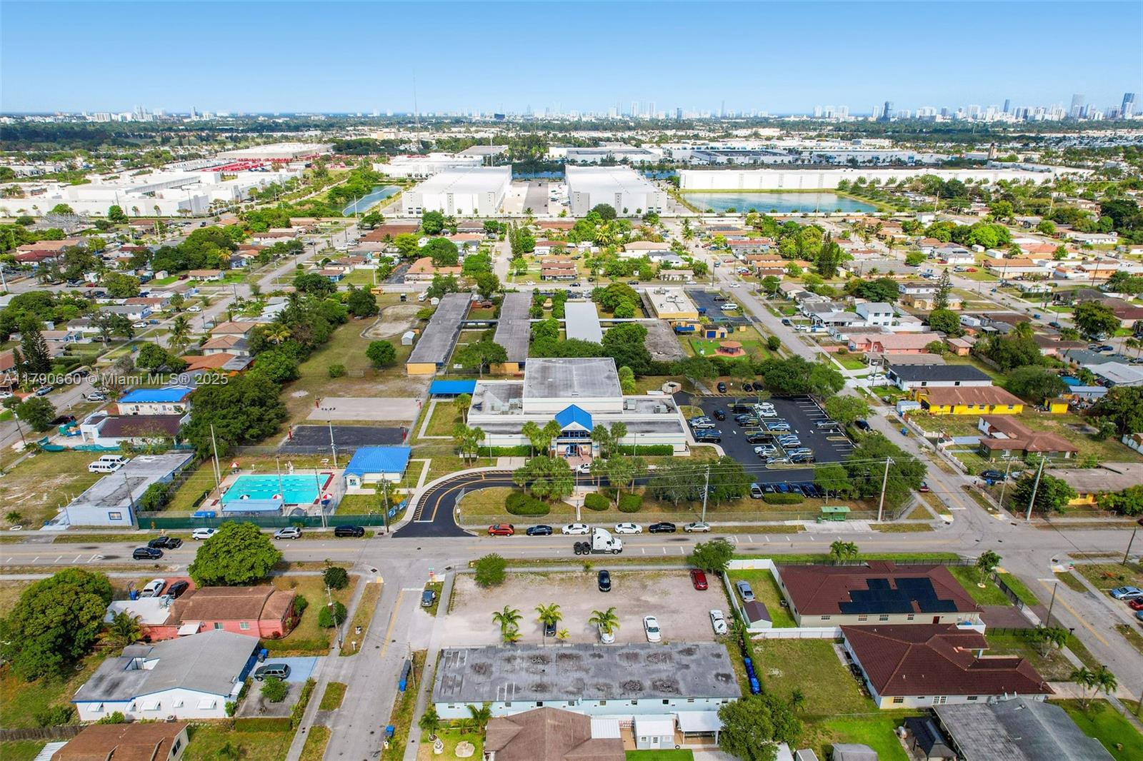 4404 SW 22nd St # 8 Unit: 1-8