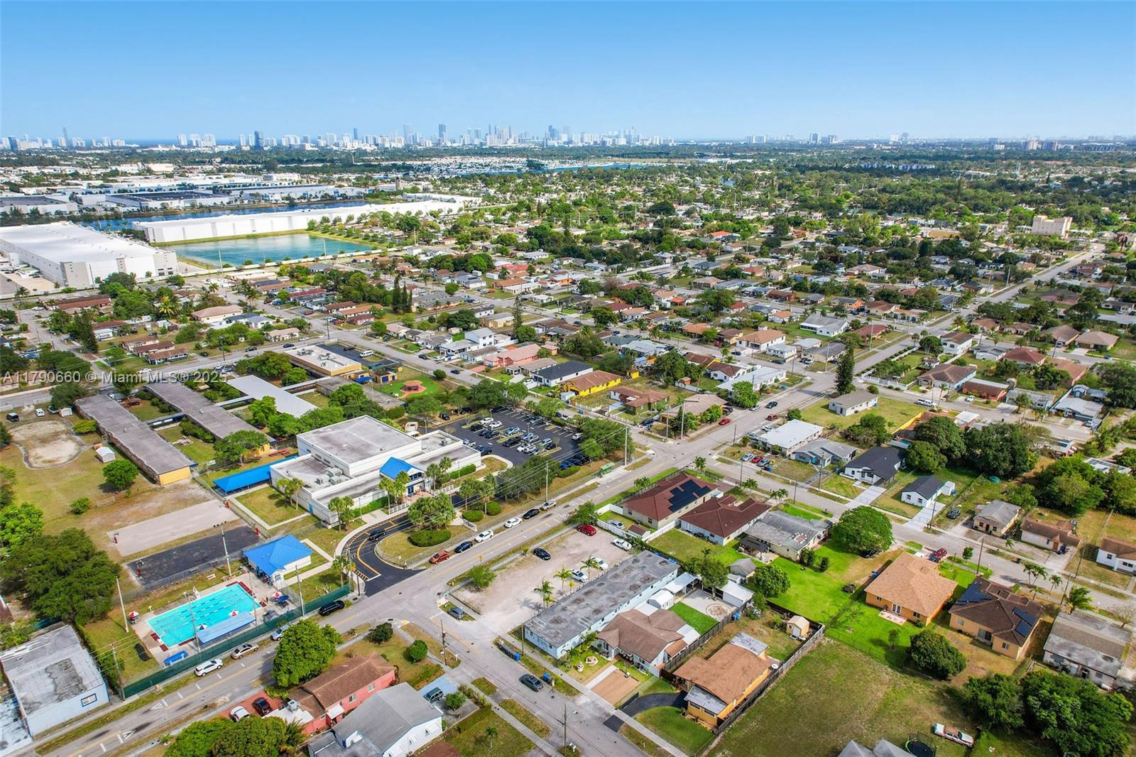 4404 SW 22nd St # 8 Unit: 1-8