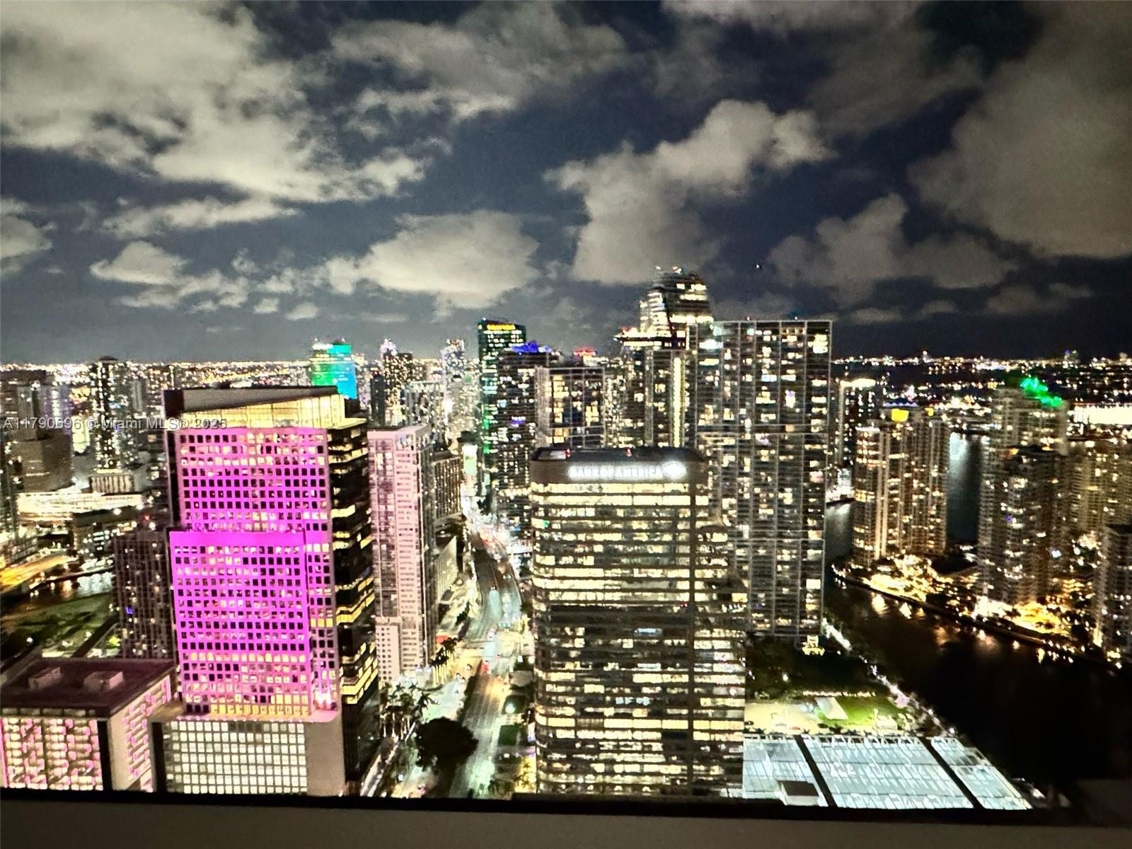 950 Brickell Bay Dr # 5504